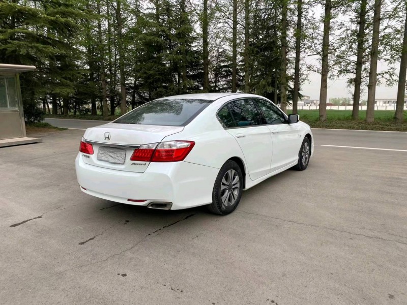 徐州16年本田雅阁2