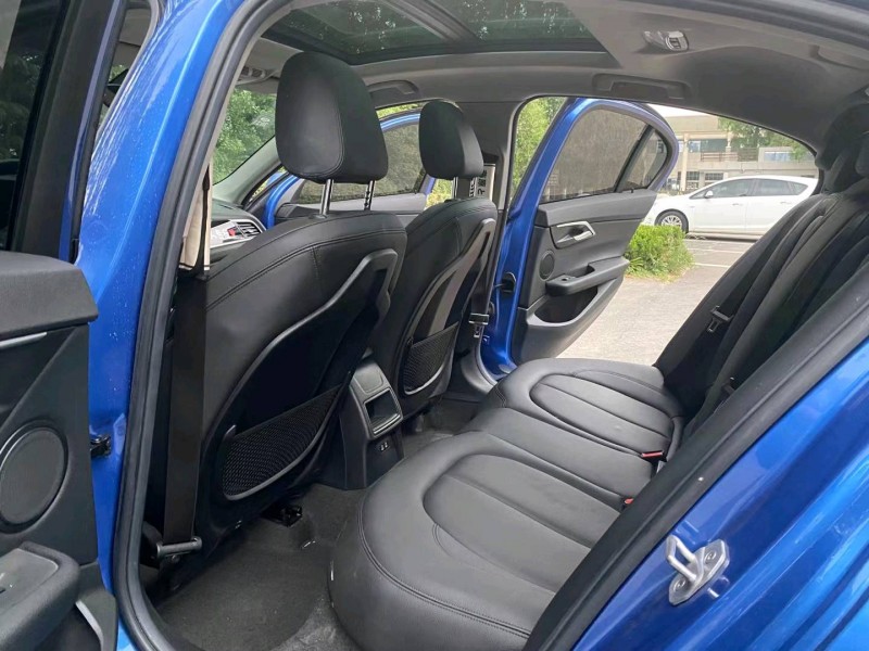 徐州19年宝马1系5