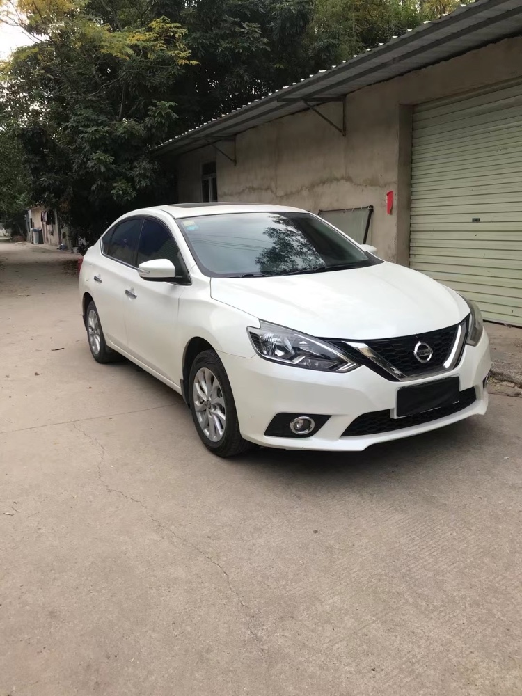 欽州17年日產軒逸7