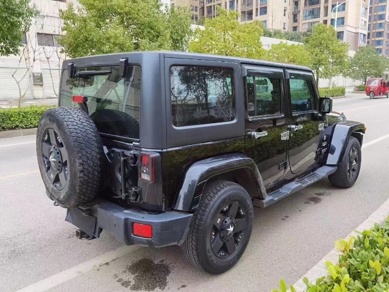 長沙13年Jeep牧馬人5