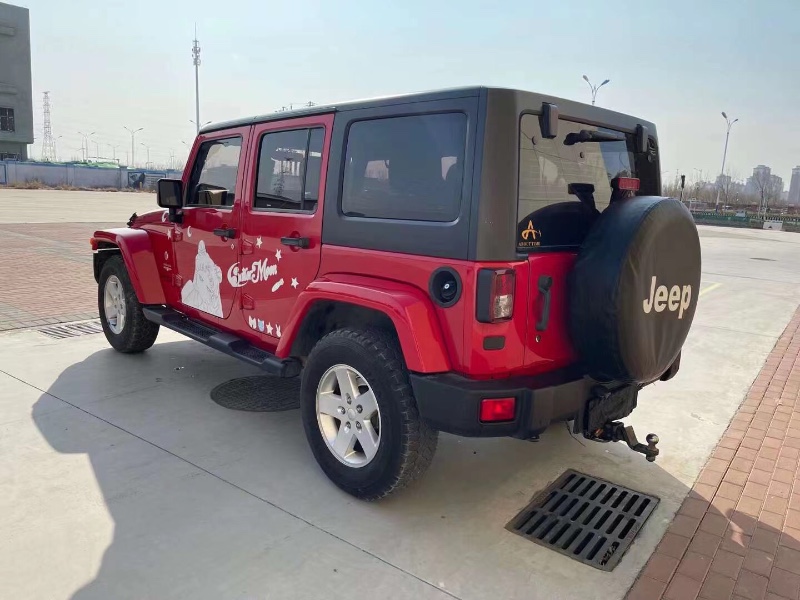 天津14年Jeep牧馬人7
