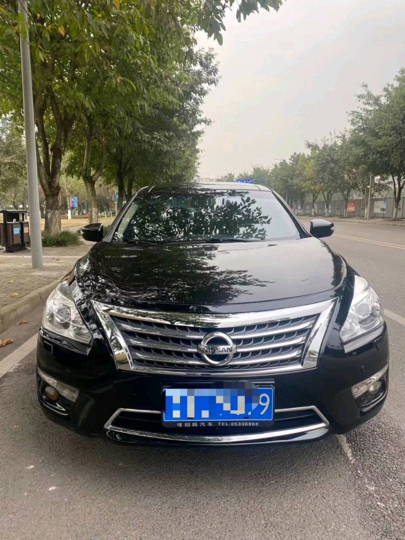 重慶14年日產天籟1