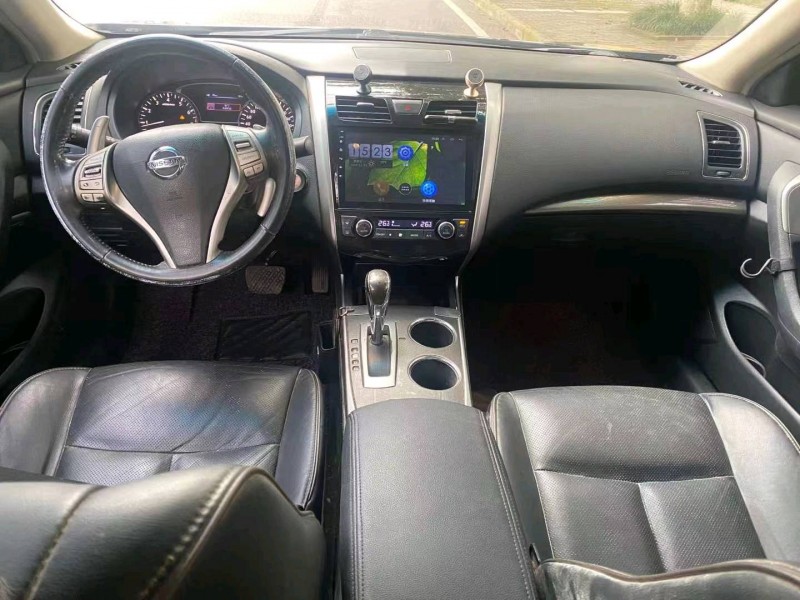 重慶14年日產天籟7