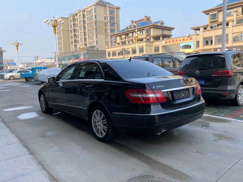 徐州13年奔馳E8