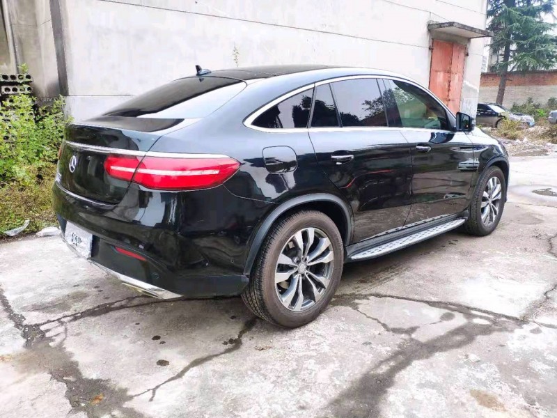 北京16年奔驰GLE5