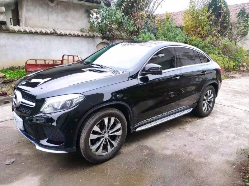 北京16年奔驰GLE2