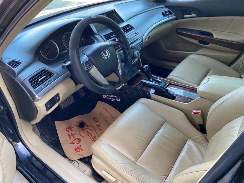 徐州11年本田雅阁5