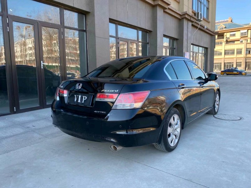 徐州11年本田雅阁3