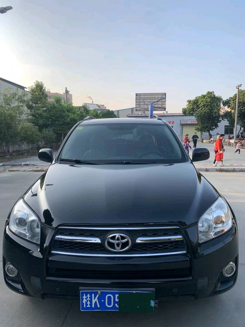 廣州09年豐田RAV41