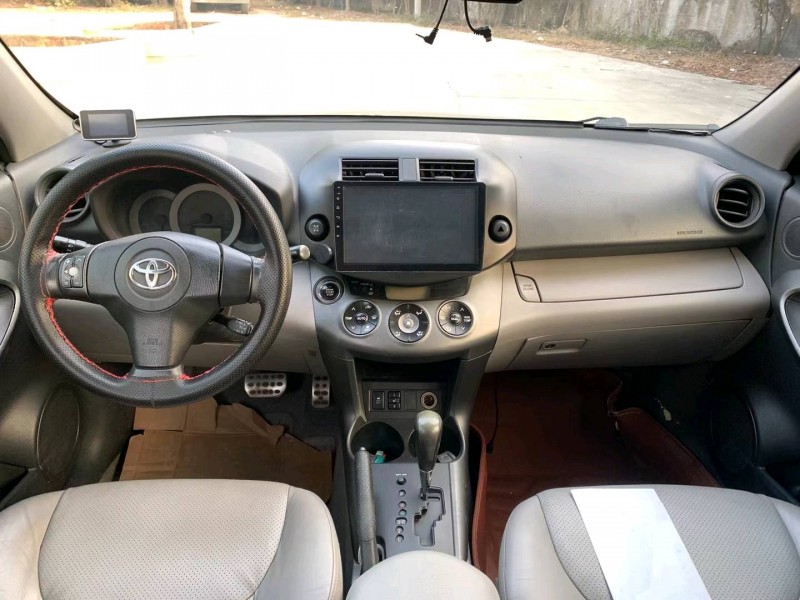 廣州09年豐田RAV48
