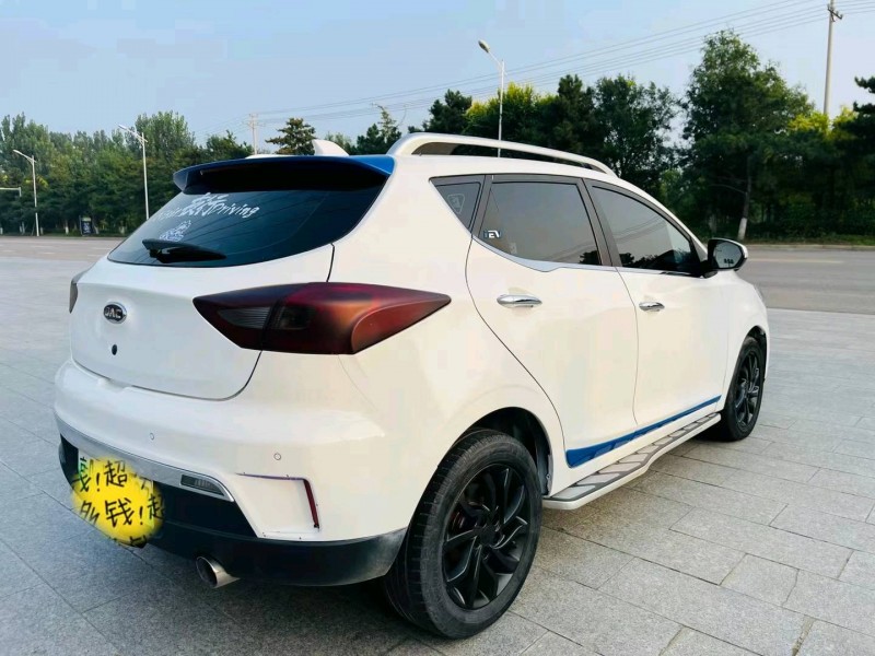 北京18年江淮iEV7S3