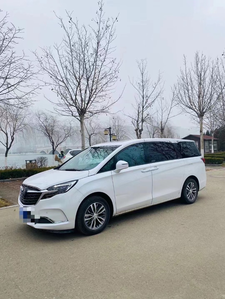聊城21年別克GL82