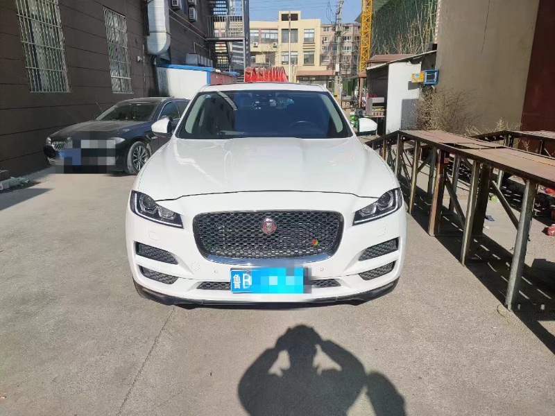 日照16年捷豹F-PACE1