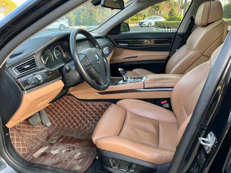 盐城12年宝马7系4