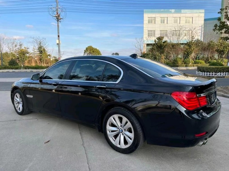 盐城12年宝马7系9