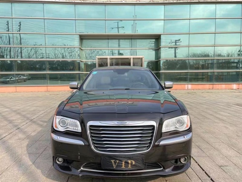 鹽城14年克萊斯勒300C1
