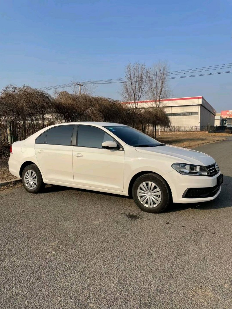 沈阳20年大众桑塔纳3