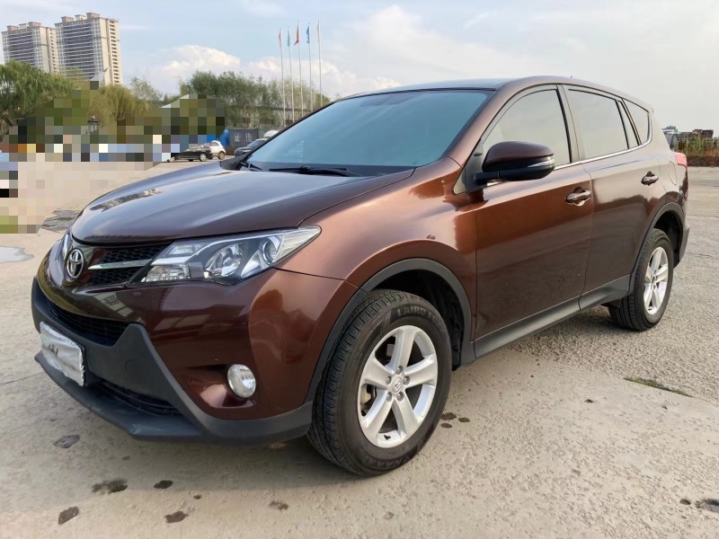 沈陽14年豐田RAV42