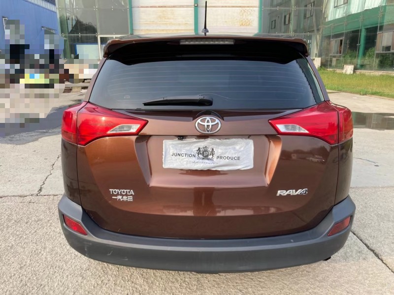 沈陽14年豐田RAV49