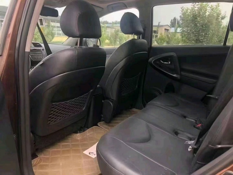 廊坊12年豐田RAV4榮放8
