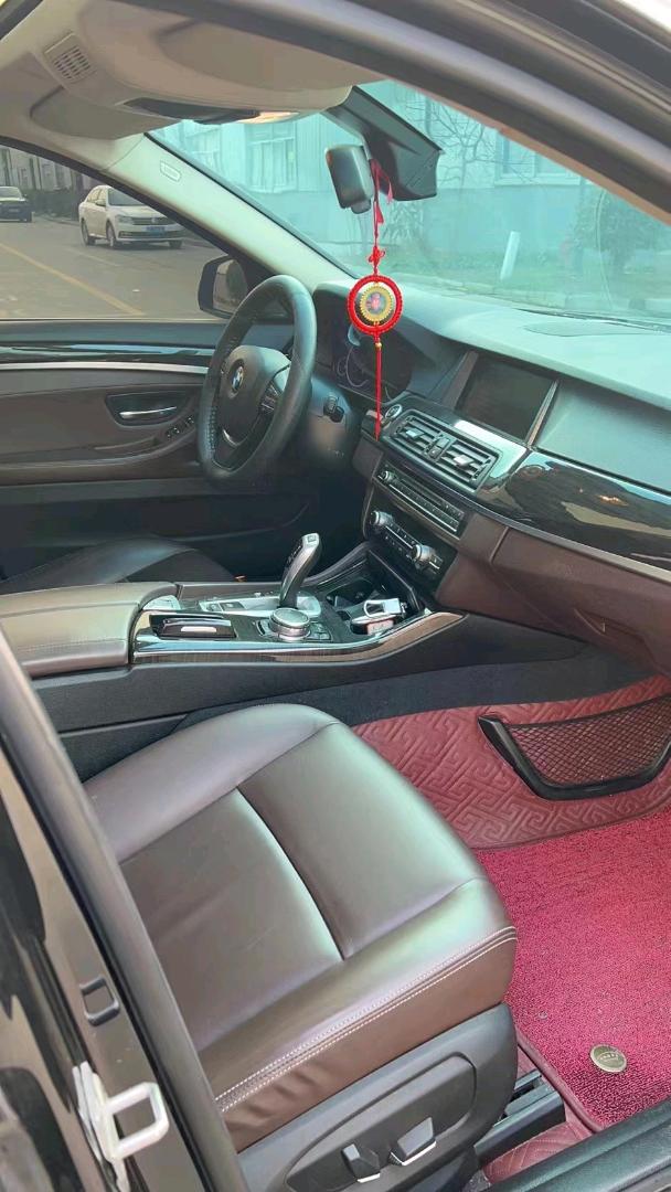 徐州17年宝马5系4