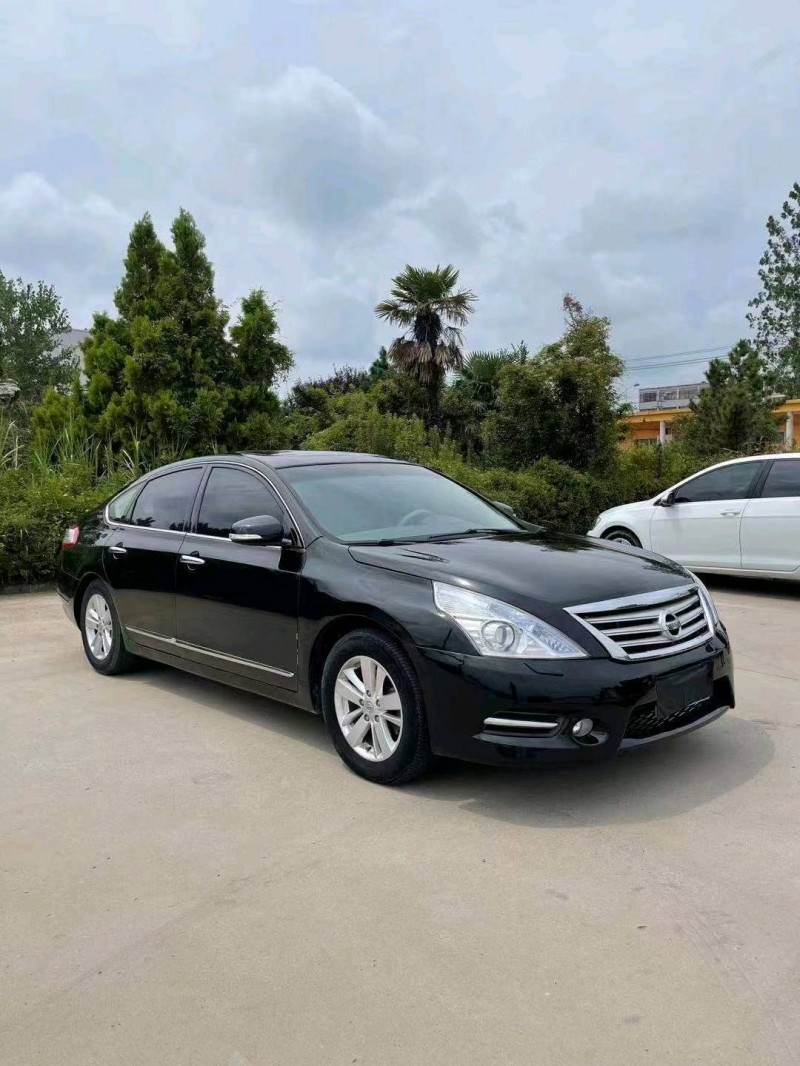 徐州12年日產天籟6
