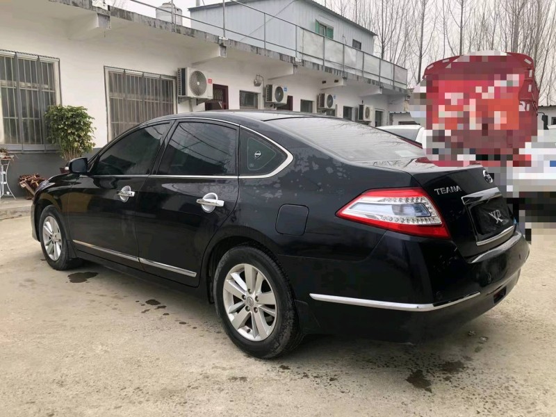 濟寧12年日產天籟8