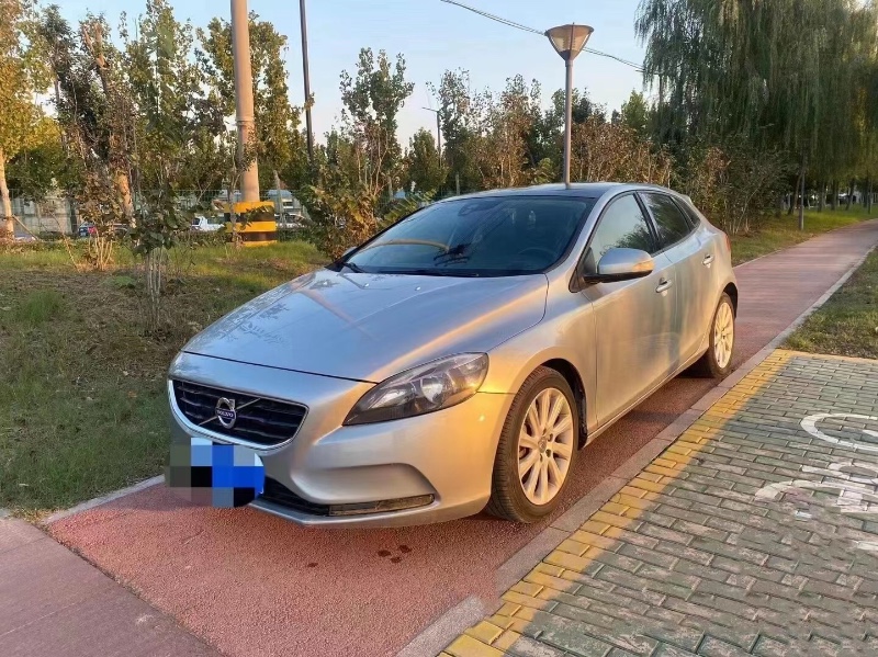 日照14年沃爾沃V402