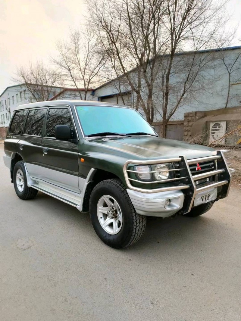 沈陽14年獵豹汽車黑金剛3