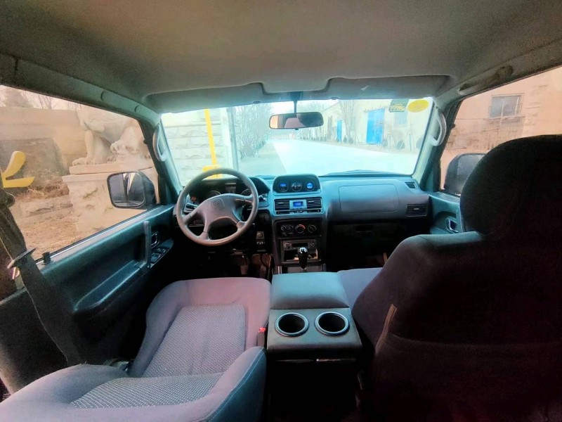 沈陽14年獵豹汽車黑金剛5