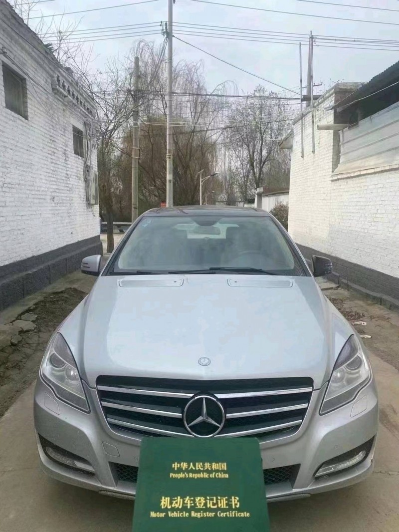 济宁14年奔驰R6