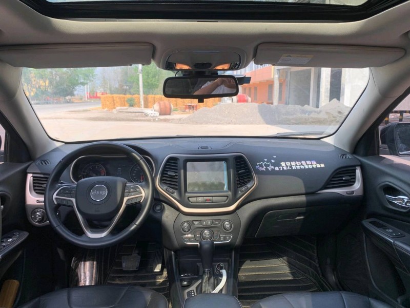 北京18年Jeep自由光6
