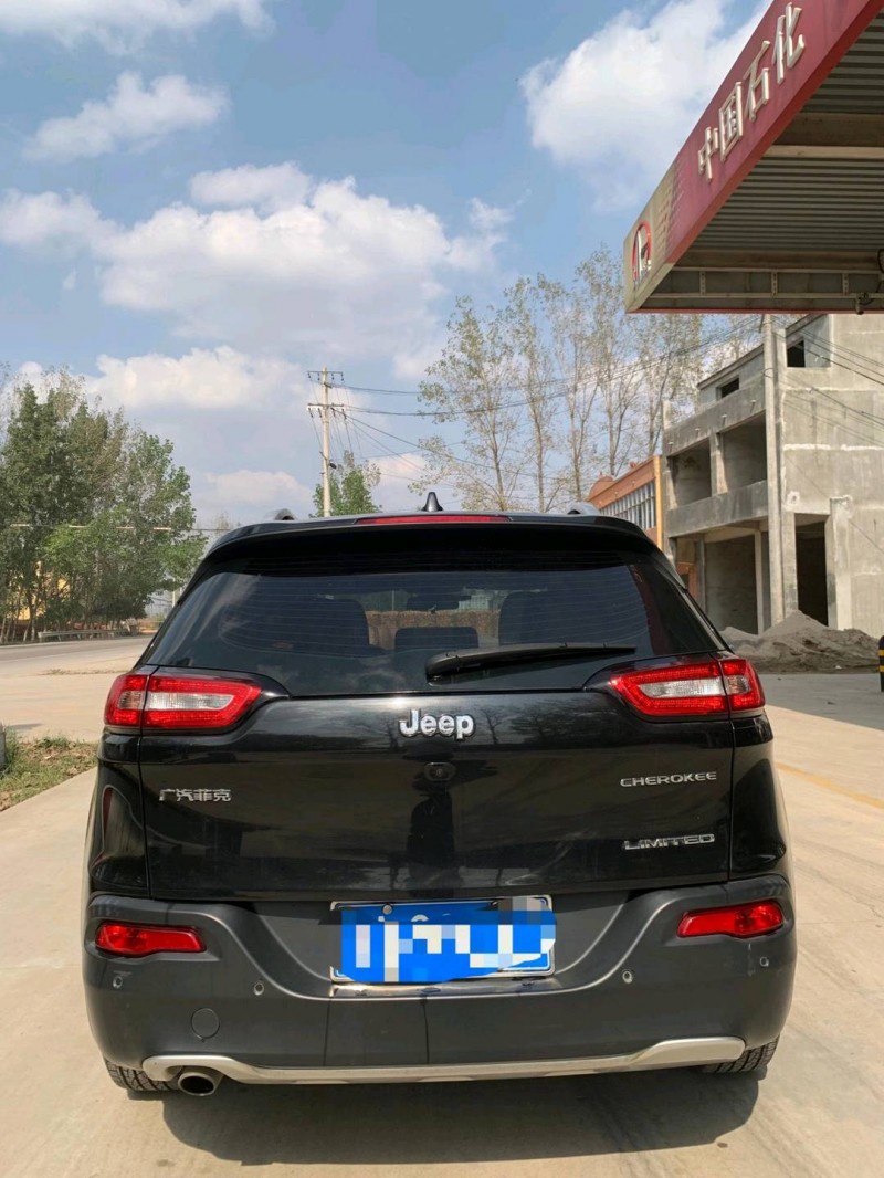 北京18年Jeep自由光9