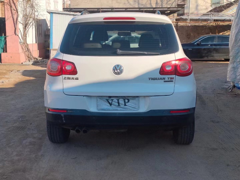 青岛13年大众途观7