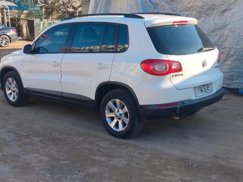 青岛13年大众途观8