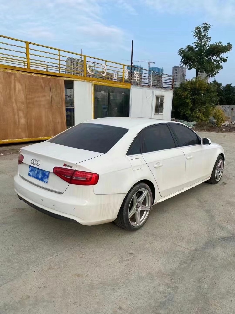 北京14年奧迪A4L6