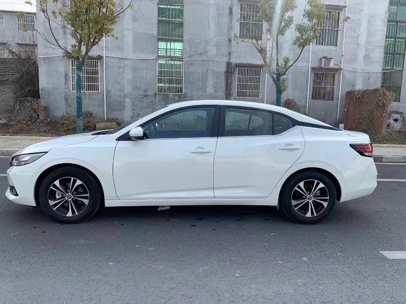 黃山21年日產軒逸6