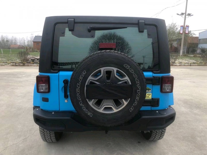 徐州17年Jeep牧馬人1