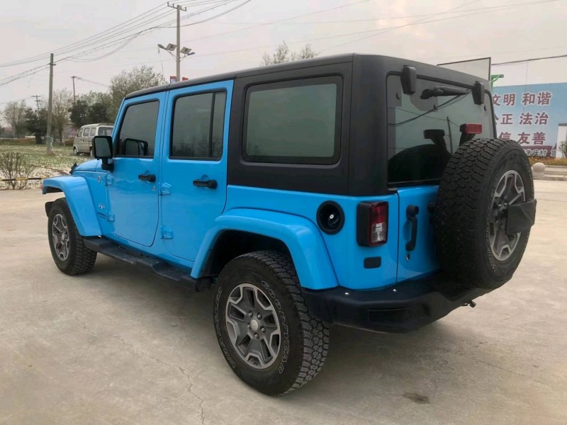 徐州17年Jeep牧馬人2