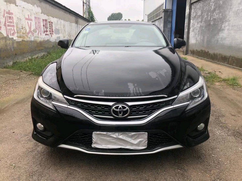 济宁14年丰田锐志1