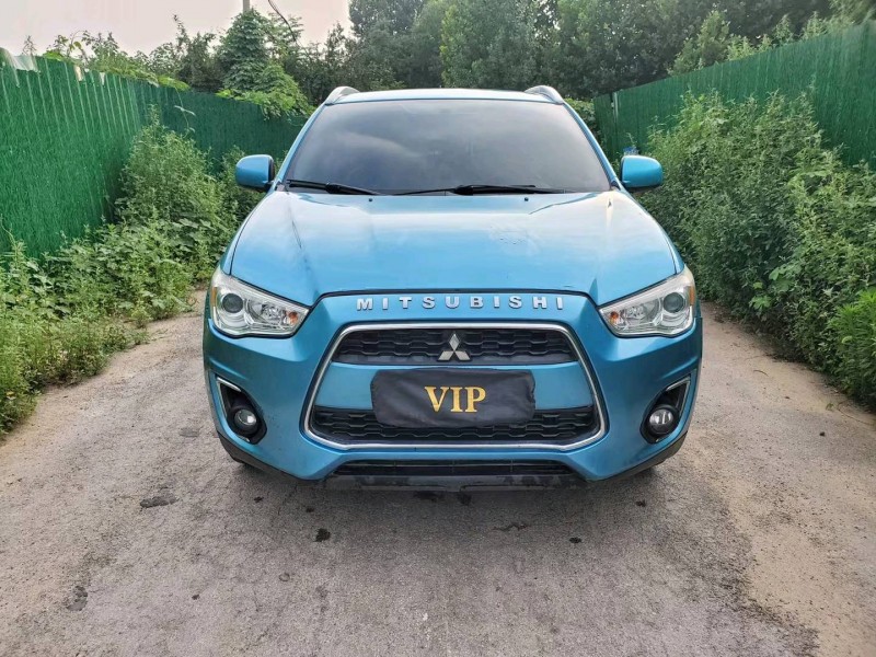 济宁14年三菱劲炫1