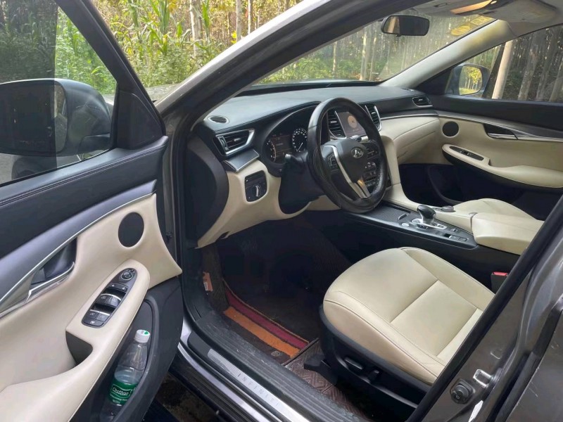 濟寧18年英菲尼迪QX505