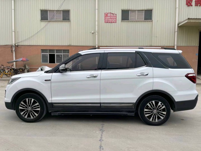 東莞18年長安汽車CX707