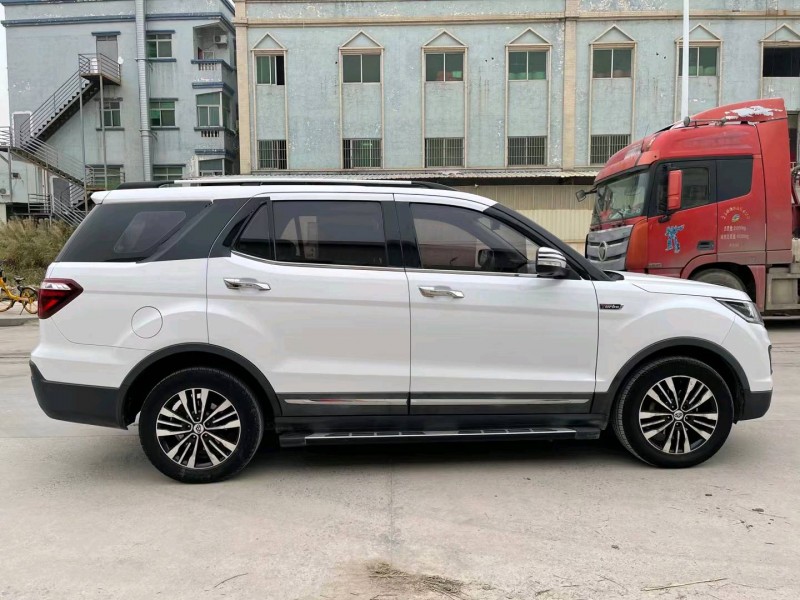 東莞18年長安汽車CX709
