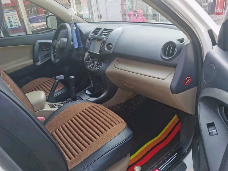 邢臺12年豐田RAV47