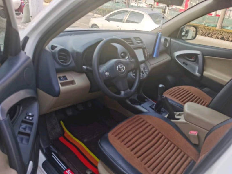 邢臺12年豐田RAV44