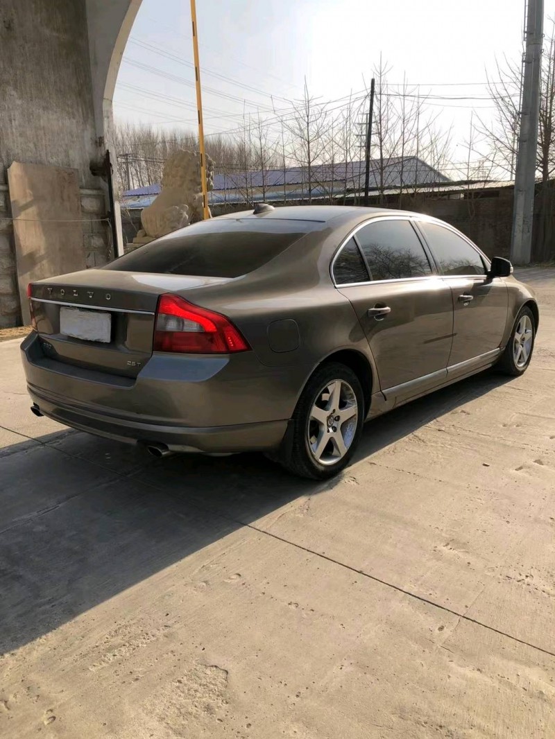 沈陽10年沃爾沃S80L8