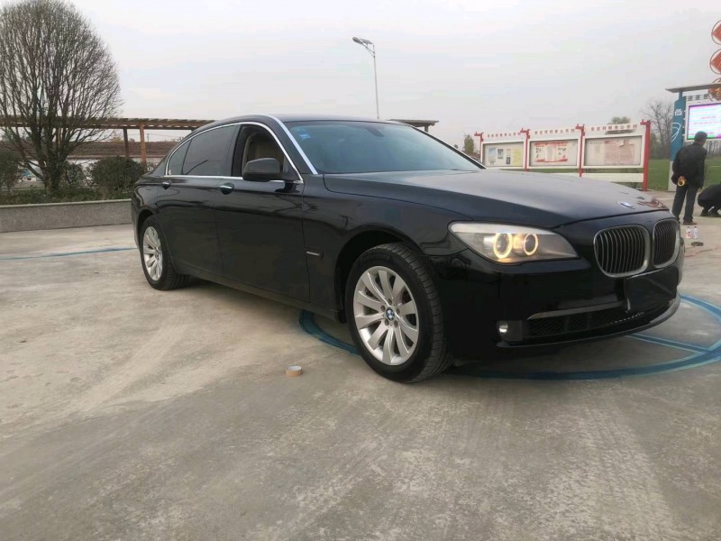 徐州12年宝马7系7