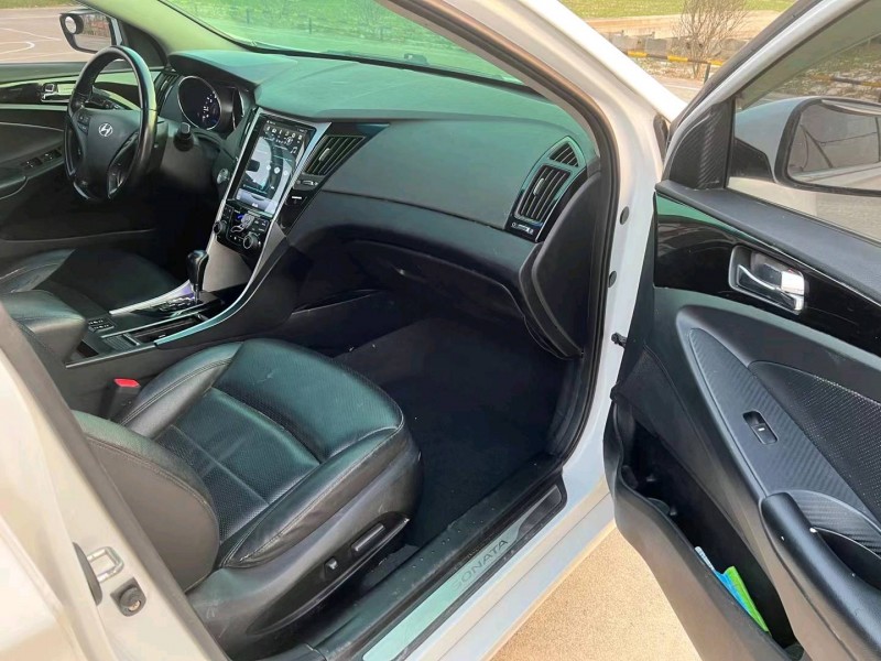 徐州14年现代索纳塔八2