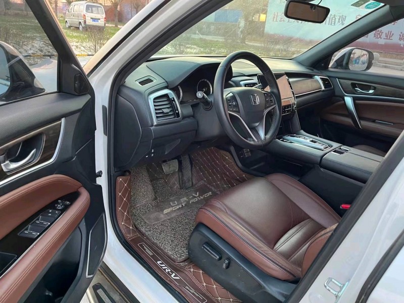 徐州19年本田UR-V6